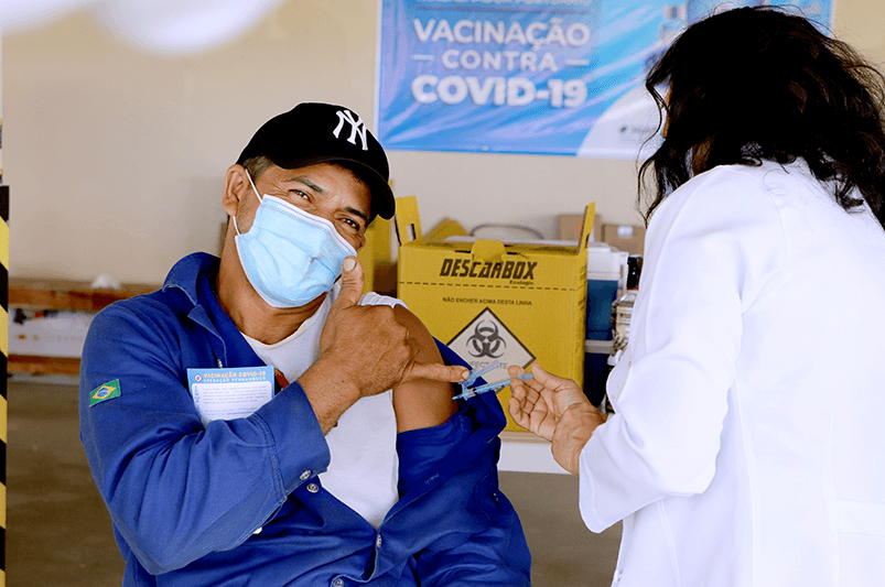 trabalhadores vacinados4
