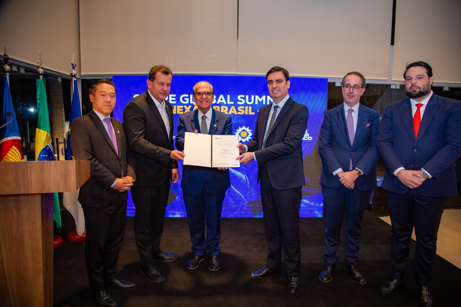 d90038f5 e2e8 4a6d 919b 9ce966dc721c