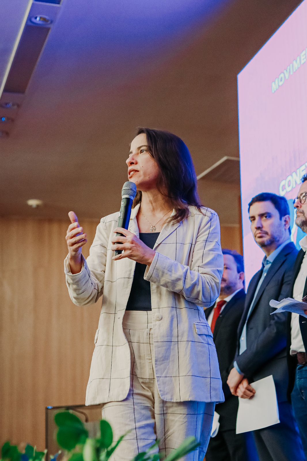 Janaina Pepeu Secom 10